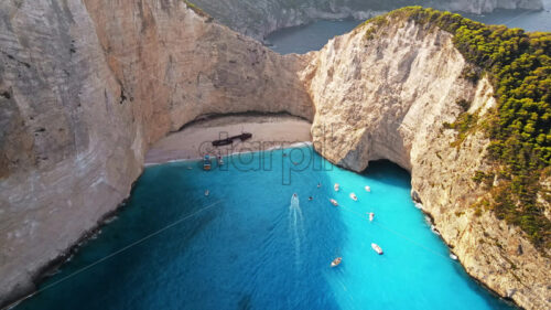 Video – Drone cinematic Navagio beach of Zakynthos - Starpik Stock