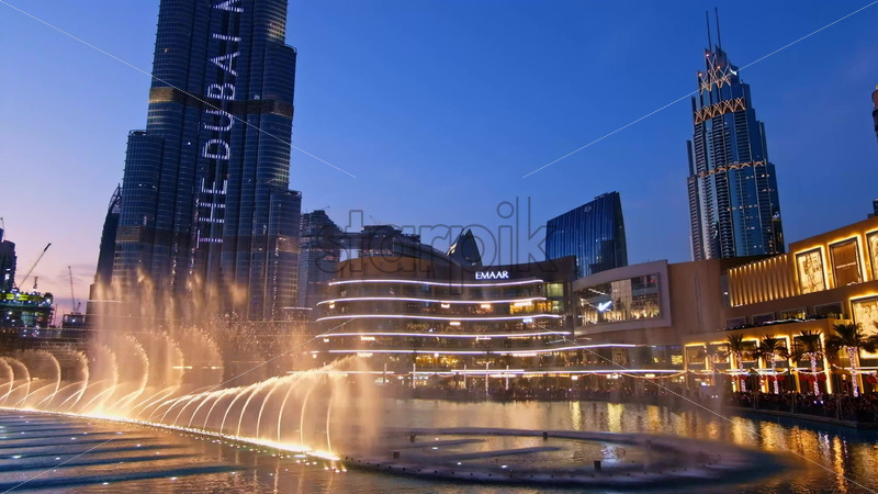 Video - Dancing fountain cinematic Burj Khalifa in Dubai