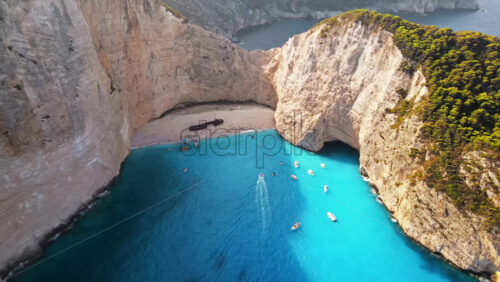 Video – Drone cinematic Navagio beach of Zakynthos - Starpik Stock