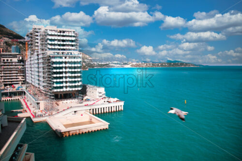 Floating seaside residence - Starpik Stock