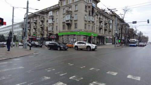 Video - Chisinau, Moldova - April 14, 2021: Cars moving on the streets of the city centre