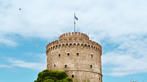 Video - A White Tower view, a historically important building with a Greek flag on the top