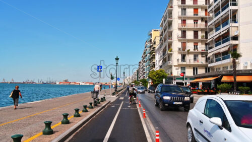 Video - THESSALONIKI, GREECE - SEPTEMBER 21, 2020: Diversity of motion in downtown and people running for their needs