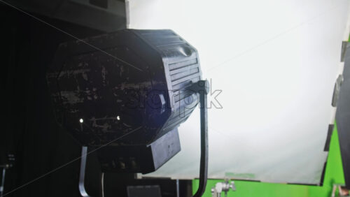 Video - Professional lighting equipment on the movie set