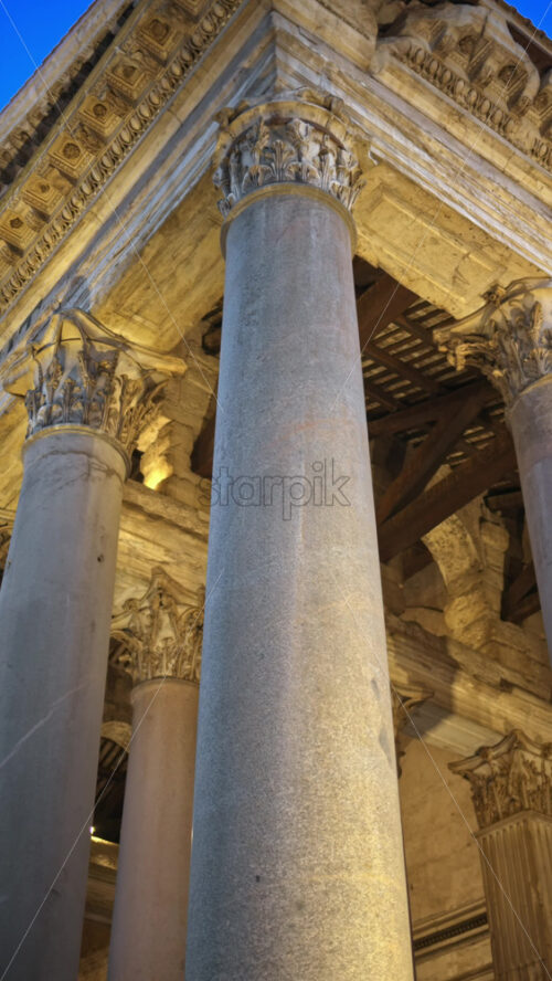 Video - Rome, Italy - February 15, 2024: View of Pantheon at blue hour dawn. Vertical