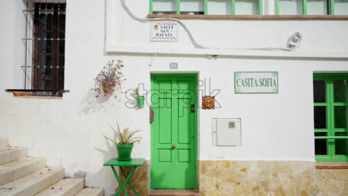 z8alicante159.mov - Starpik Stock