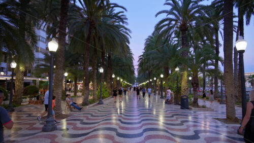 z8alicante400.mov - Starpik Stock