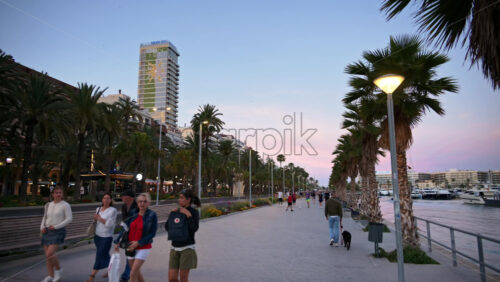 z8alicante404.mov - Starpik Stock