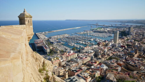 z8alicante424.mov - Starpik Stock