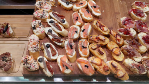 z8alicante592.mov - Starpik Stock