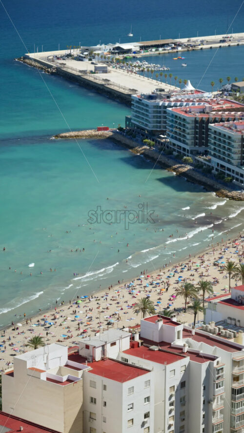 z8alicante687.mov - Starpik Stock