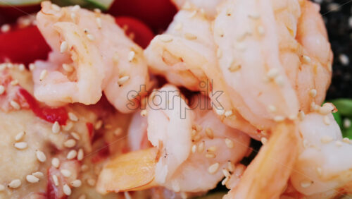 Video - Healthy shrimp bowl with tomatoes, quinoa, edamame, and zucchini
