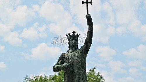 Video - A detailed view of Stefan cel Mare statue. Zoom out, close-up