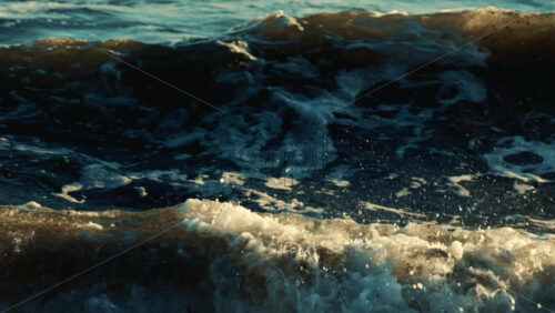 Video – Ocean waves breaking and foaming as they approach the shoreline - Starpik Stock